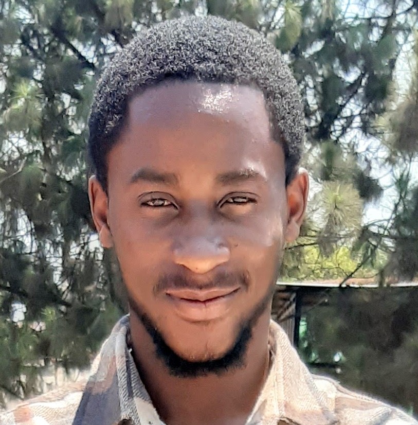 Photo 5 Emmanuel Kihasula